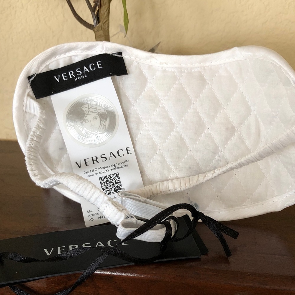 Versace Gold Medusa Motif Pink Sleep Mask - Picture 2 of 4